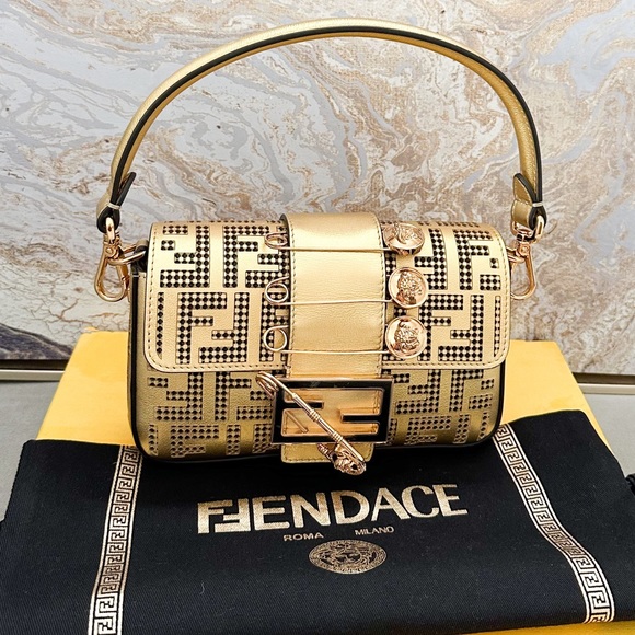 FENDI x VERSACE Fendace Logo Metallic Brooch Baguette NM Zucca Leather Mini Bag - Picture 3 of 15